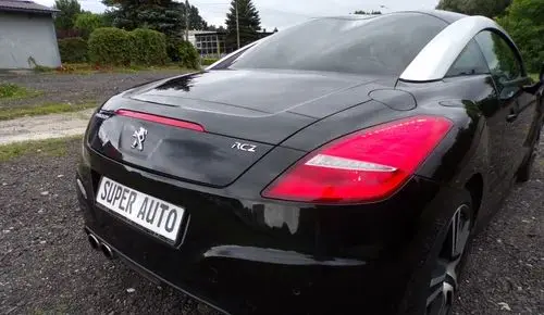 PEUGEOT RCZ 