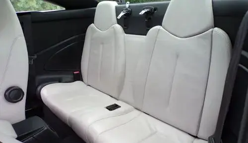 PEUGEOT RCZ 