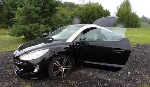 PEUGEOT RCZ 