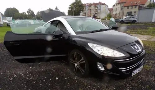 PEUGEOT RCZ 