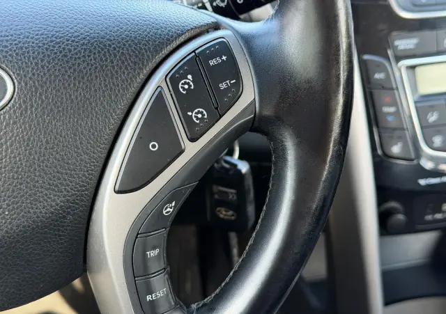 HYUNDAI I30 Kombi 1.6 GDi DCT Premium