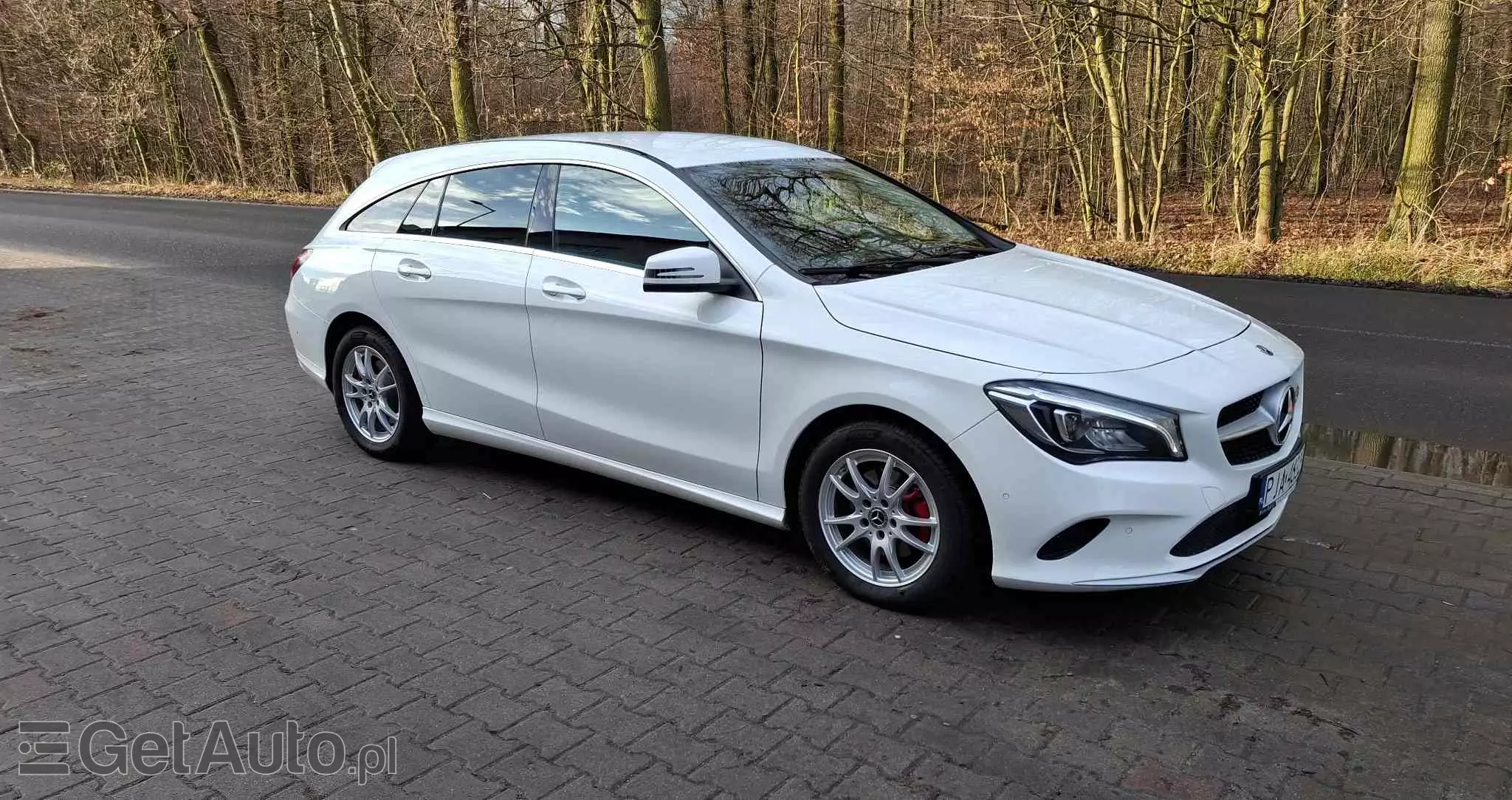 MERCEDES-BENZ CLA 180 d