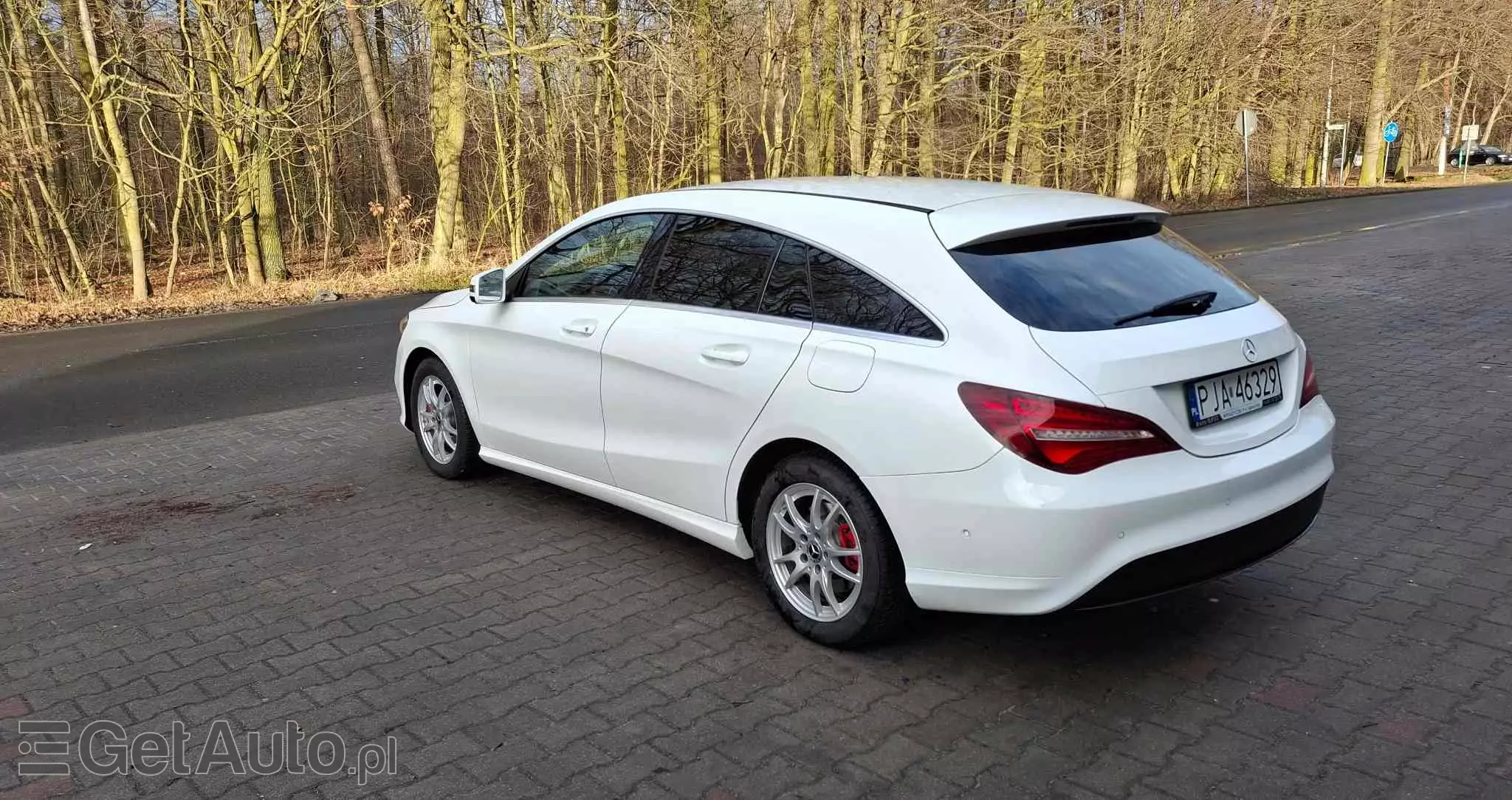 MERCEDES-BENZ CLA 180 d