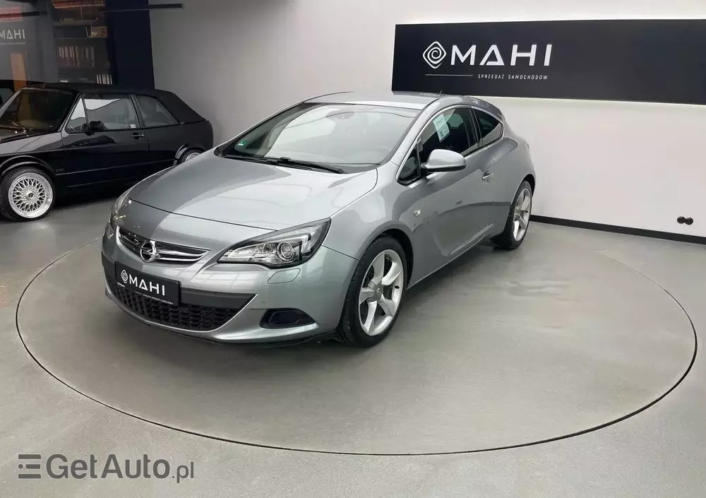 OPEL Astra IV GTC 2.0 CDTI Sport