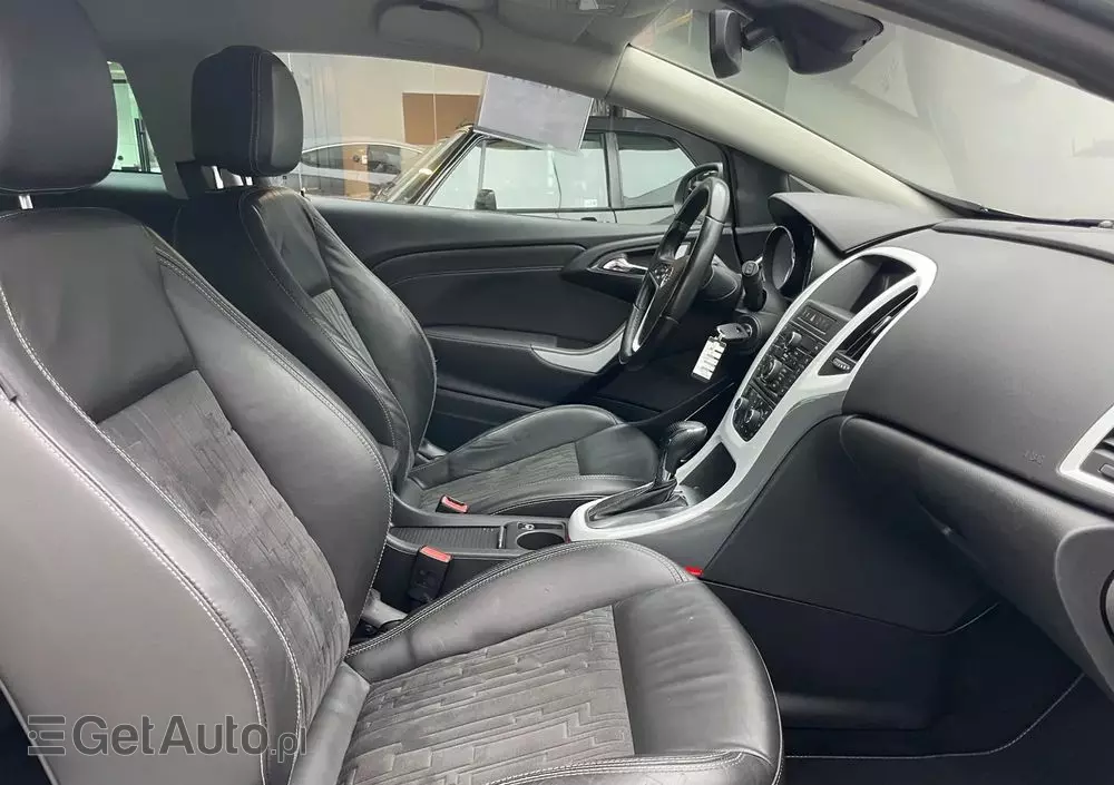 OPEL Astra IV GTC 2.0 CDTI Sport