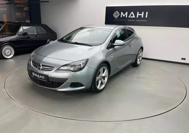 OPEL Astra IV GTC 2.0 CDTI Sport