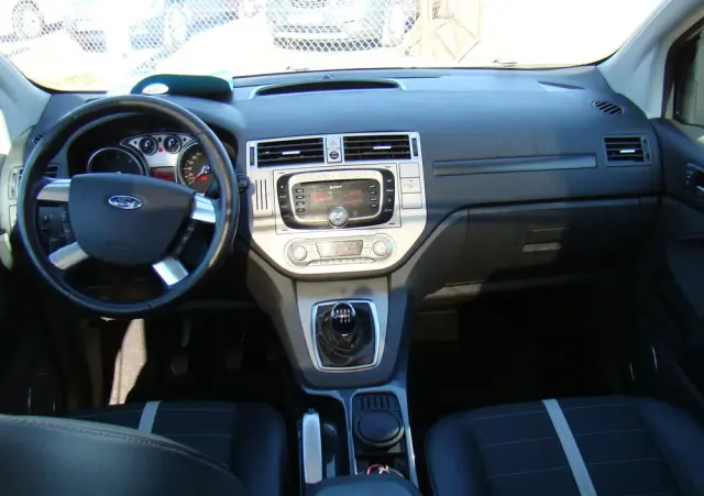 FORD Kuga 2.0 TDCi 4x4 Trend