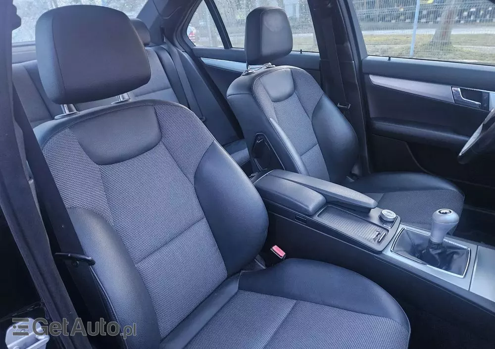 MERCEDES-BENZ Klasa C 200 Kompressor Avantgarde