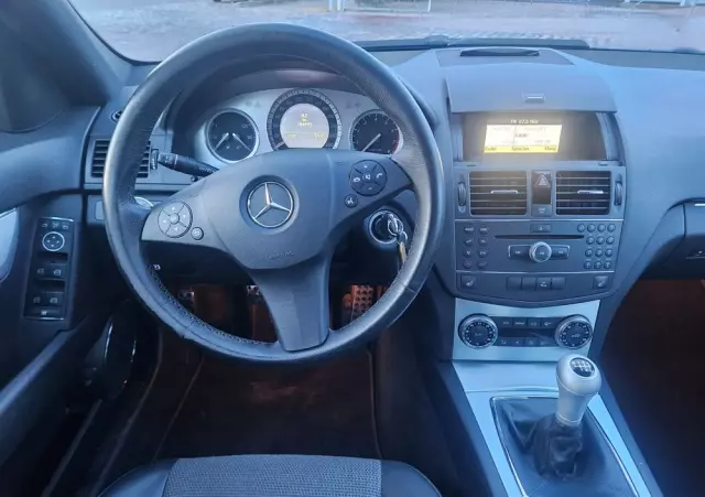 MERCEDES-BENZ Klasa C 200 Kompressor Avantgarde