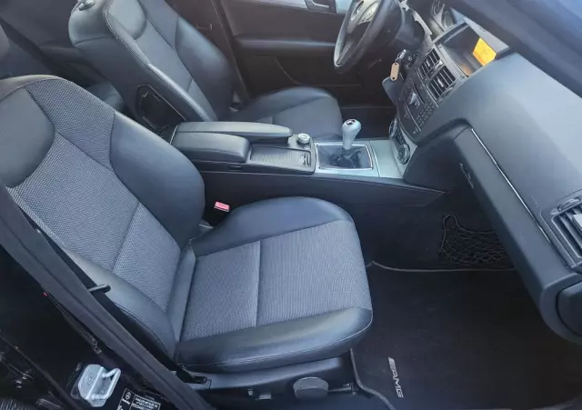 MERCEDES-BENZ Klasa C 200 Kompressor Avantgarde