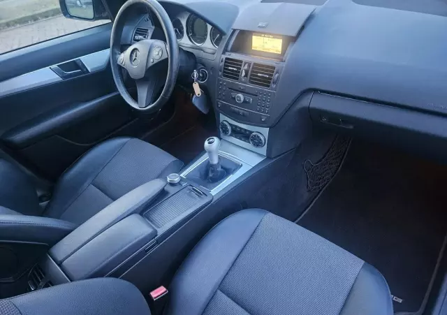 MERCEDES-BENZ Klasa C 200 Kompressor Avantgarde