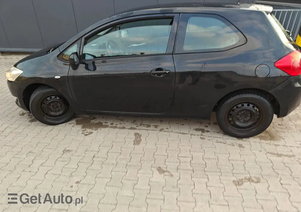 TOYOTA Auris 1.4 VVT-i