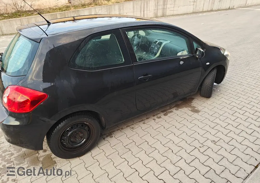 TOYOTA Auris 1.4 VVT-i