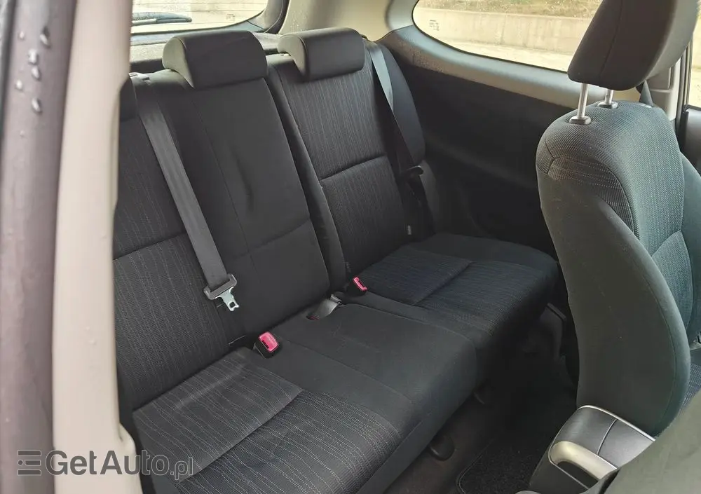 TOYOTA Auris 1.4 VVT-i