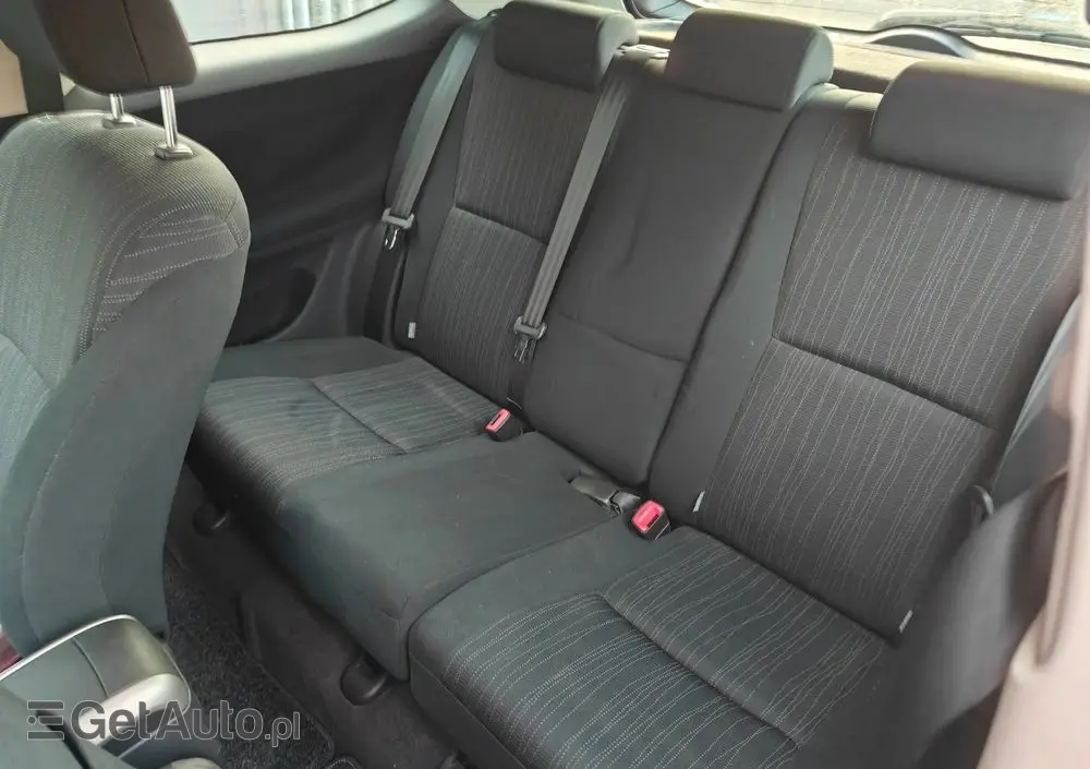 TOYOTA Auris 1.4 VVT-i