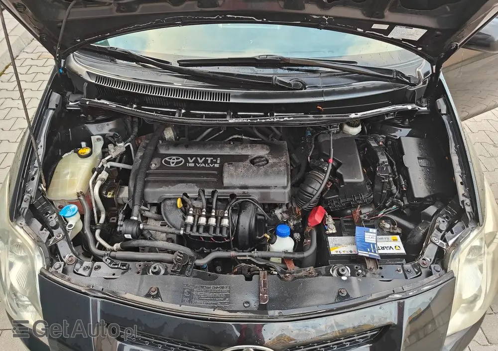 TOYOTA Auris 1.4 VVT-i