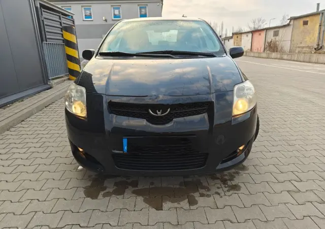 TOYOTA Auris 1.4 VVT-i