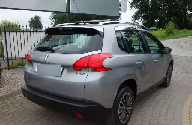 PEUGEOT 2008 