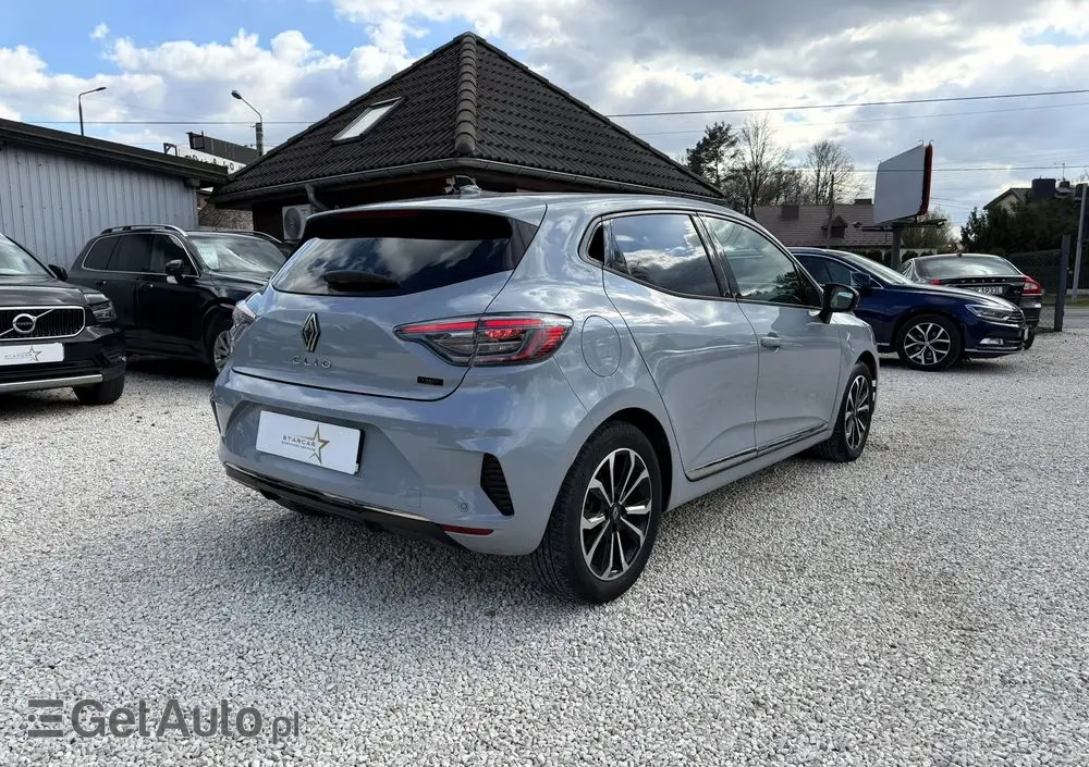 RENAULT Clio 1.6 E-TECH Intens