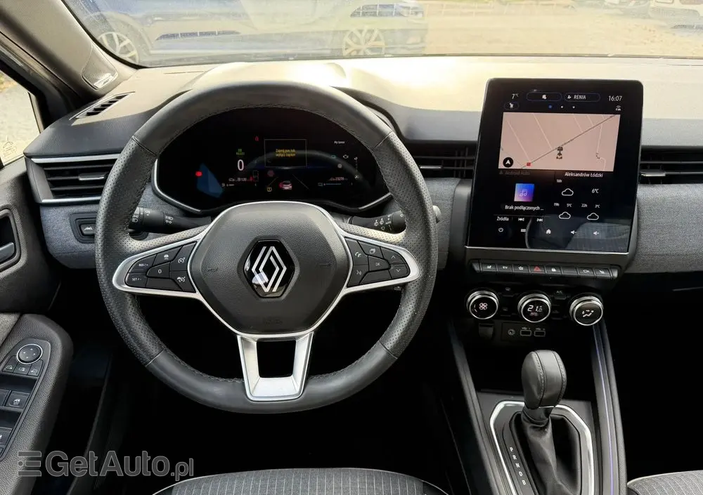 RENAULT Clio 1.6 E-TECH Intens