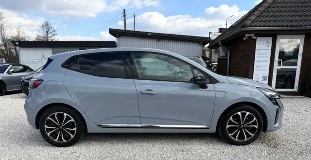 RENAULT Clio 1.6 E-TECH Intens