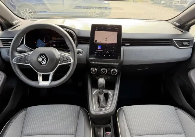 RENAULT Clio 1.6 E-TECH Intens