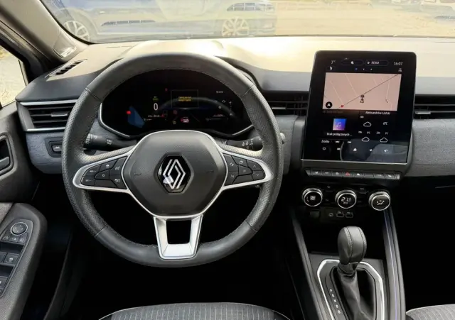 RENAULT Clio 1.6 E-TECH Intens