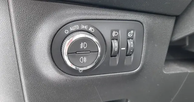 OPEL Corsa 1.4 T Color Edition S&S