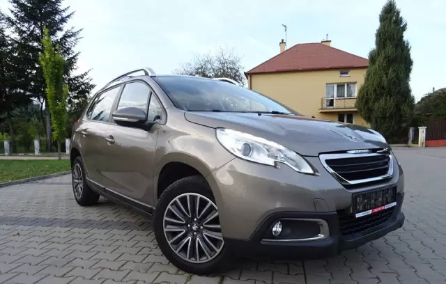 PEUGEOT 2008 