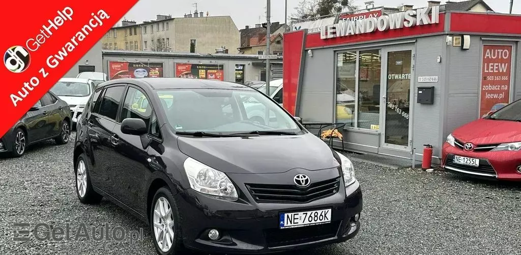 TOYOTA Verso 