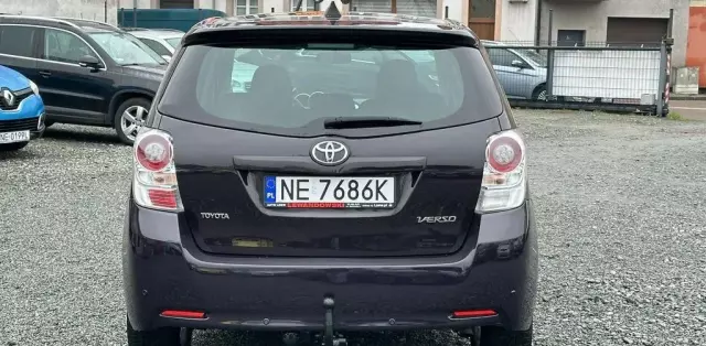TOYOTA Verso 
