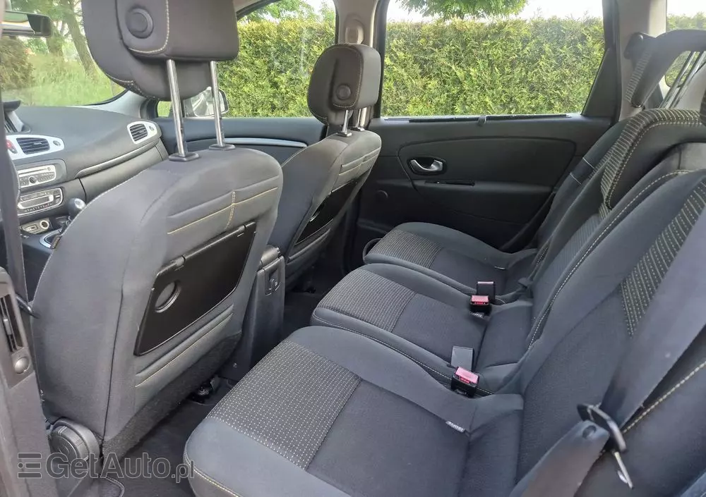 RENAULT Scenic 1.4 16V TCE Expression