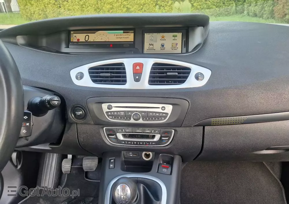 RENAULT Scenic 1.4 16V TCE Expression