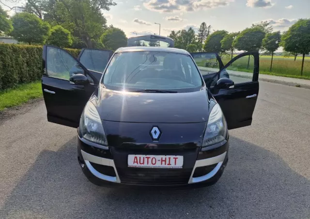 RENAULT Scenic 1.4 16V TCE Expression