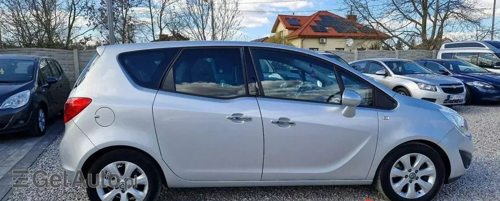OPEL Meriva 