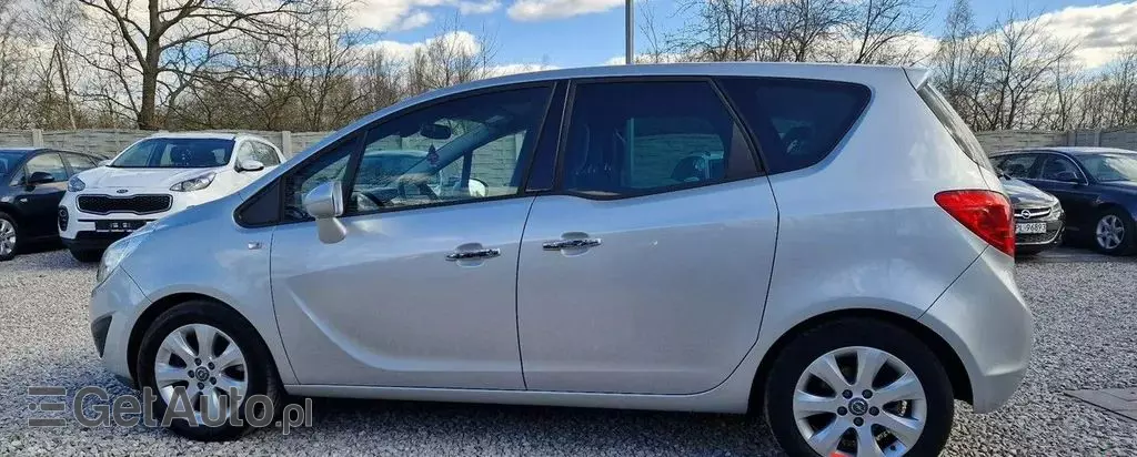 OPEL Meriva 