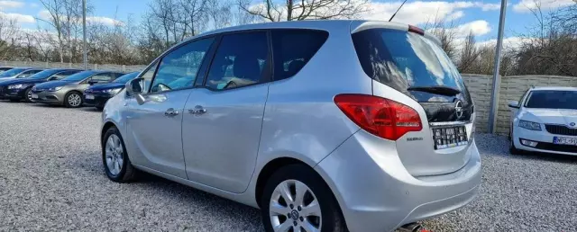 OPEL Meriva 