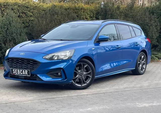 FORD Focus 1.5 EcoBlue Start-Stopp-System ST-LINE X