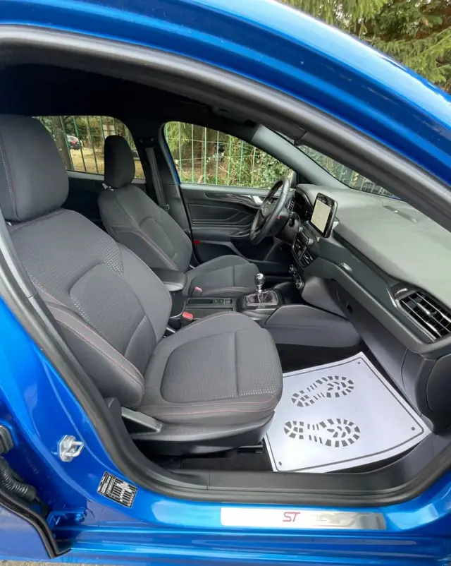 FORD Focus 1.5 EcoBlue Start-Stopp-System ST-LINE X