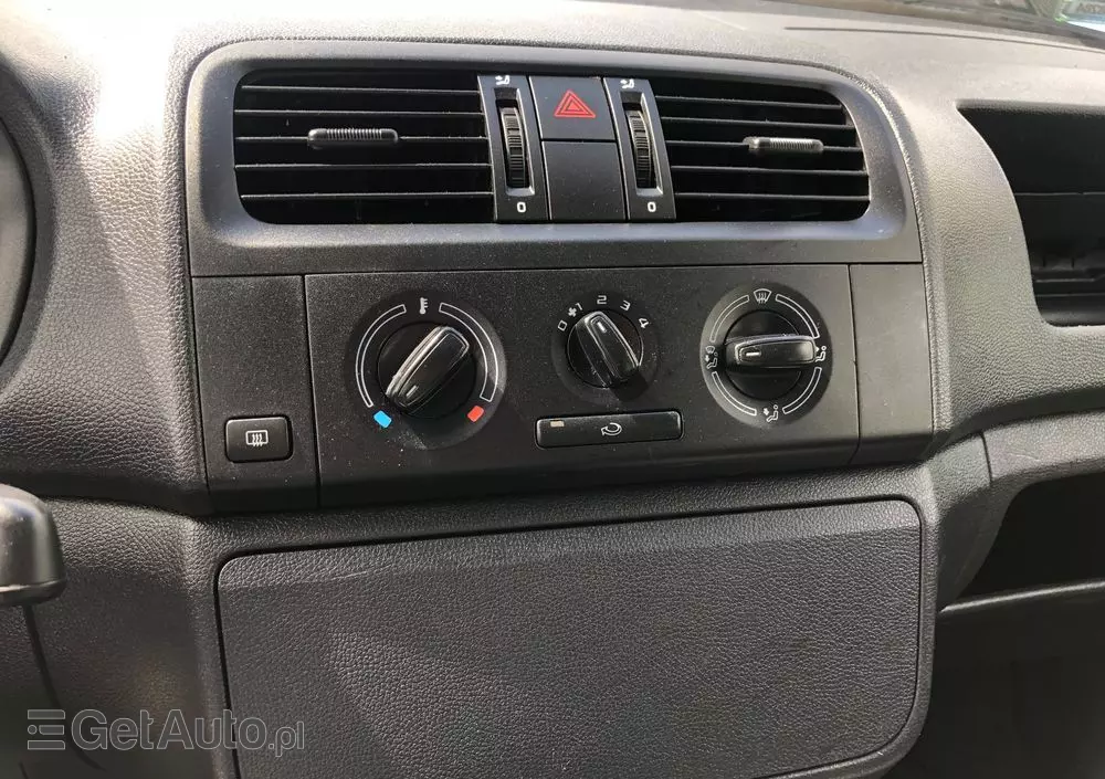 SKODA Fabia 1.2 12V Active