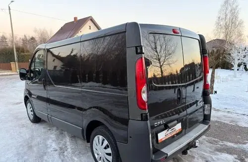 OPEL Vivaro 