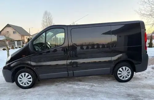 OPEL Vivaro 