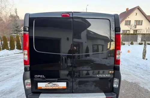 OPEL Vivaro 
