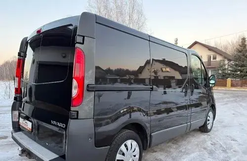 OPEL Vivaro 