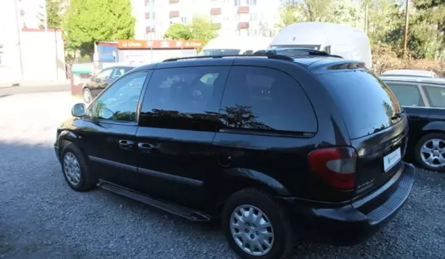 CHRYSLER Voyager 2.5 CRD TD (143 KM)