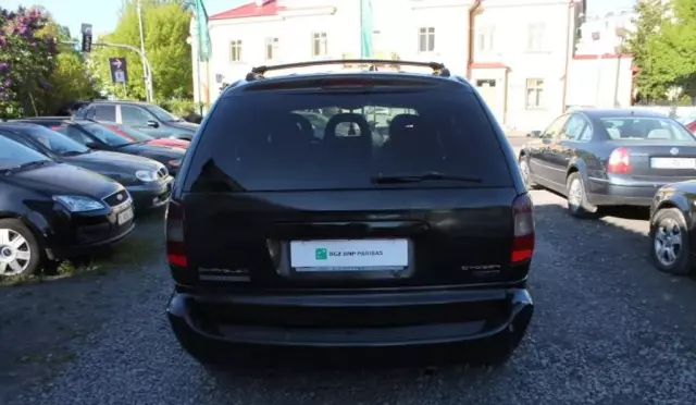 CHRYSLER Voyager 2.5 CRD TD (143 KM)