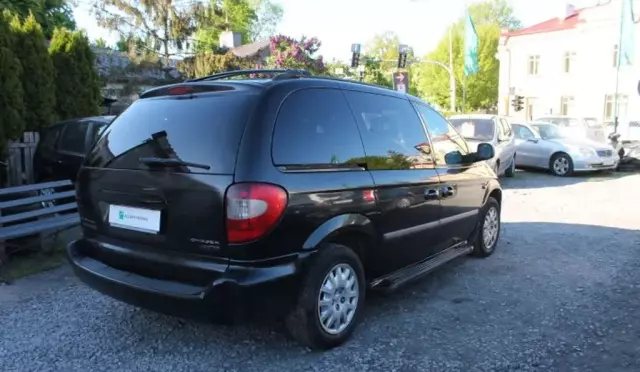 CHRYSLER Voyager 2.5 CRD TD (143 KM)
