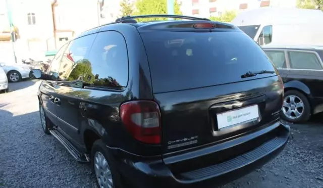 CHRYSLER Voyager 2.5 CRD TD (143 KM)