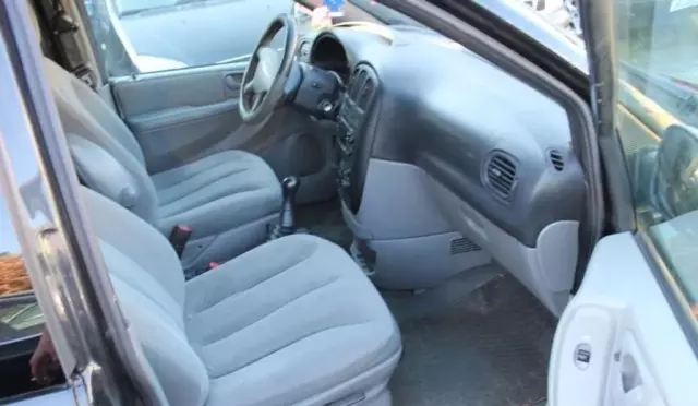 CHRYSLER Voyager 2.5 CRD TD (143 KM)