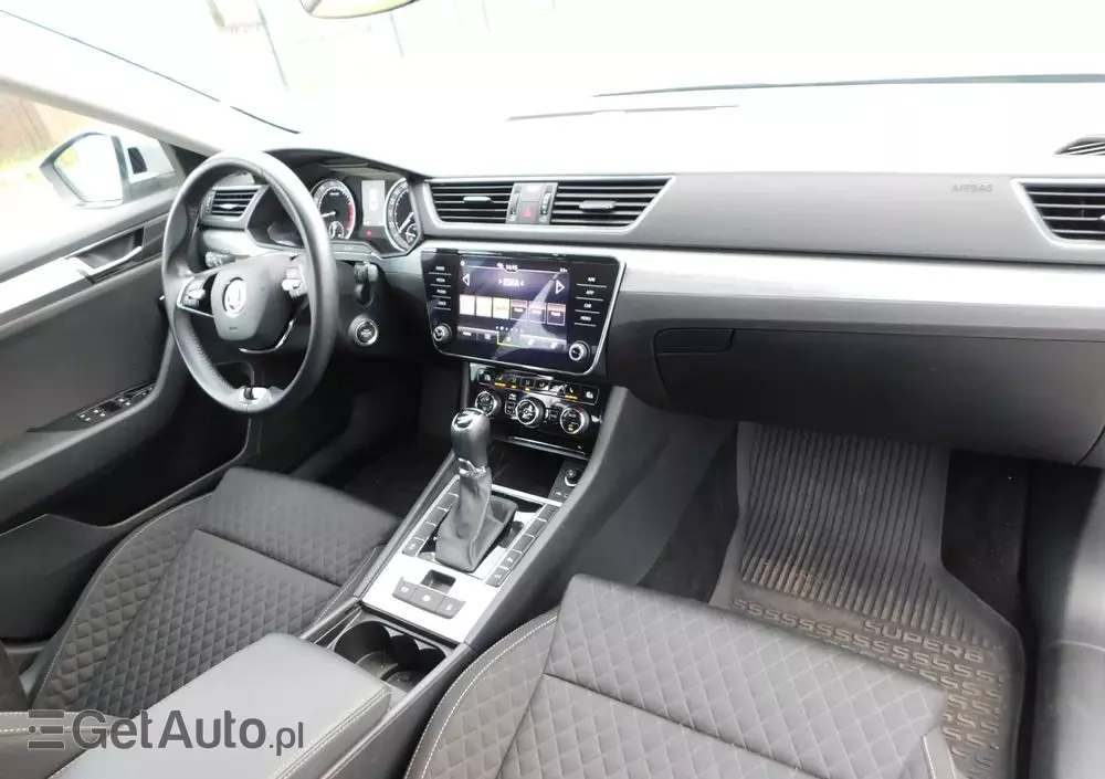 SKODA Superb 1.5 TSI Style DSG